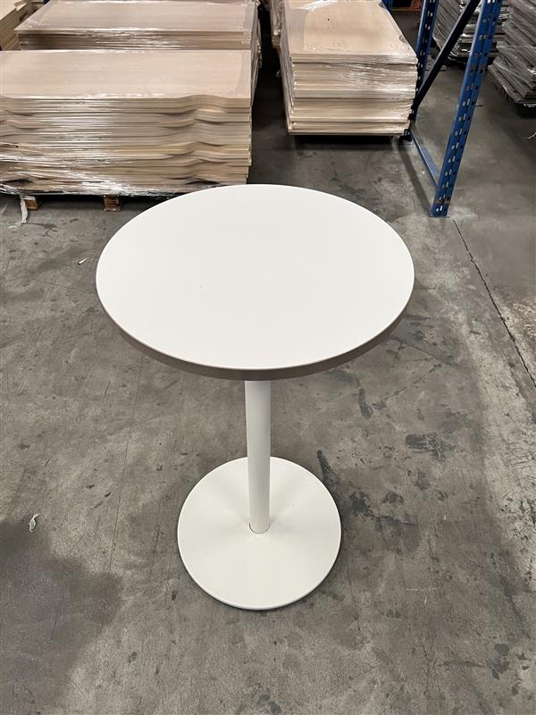 Orangebox: Poseur High Table - Gerenoveerd