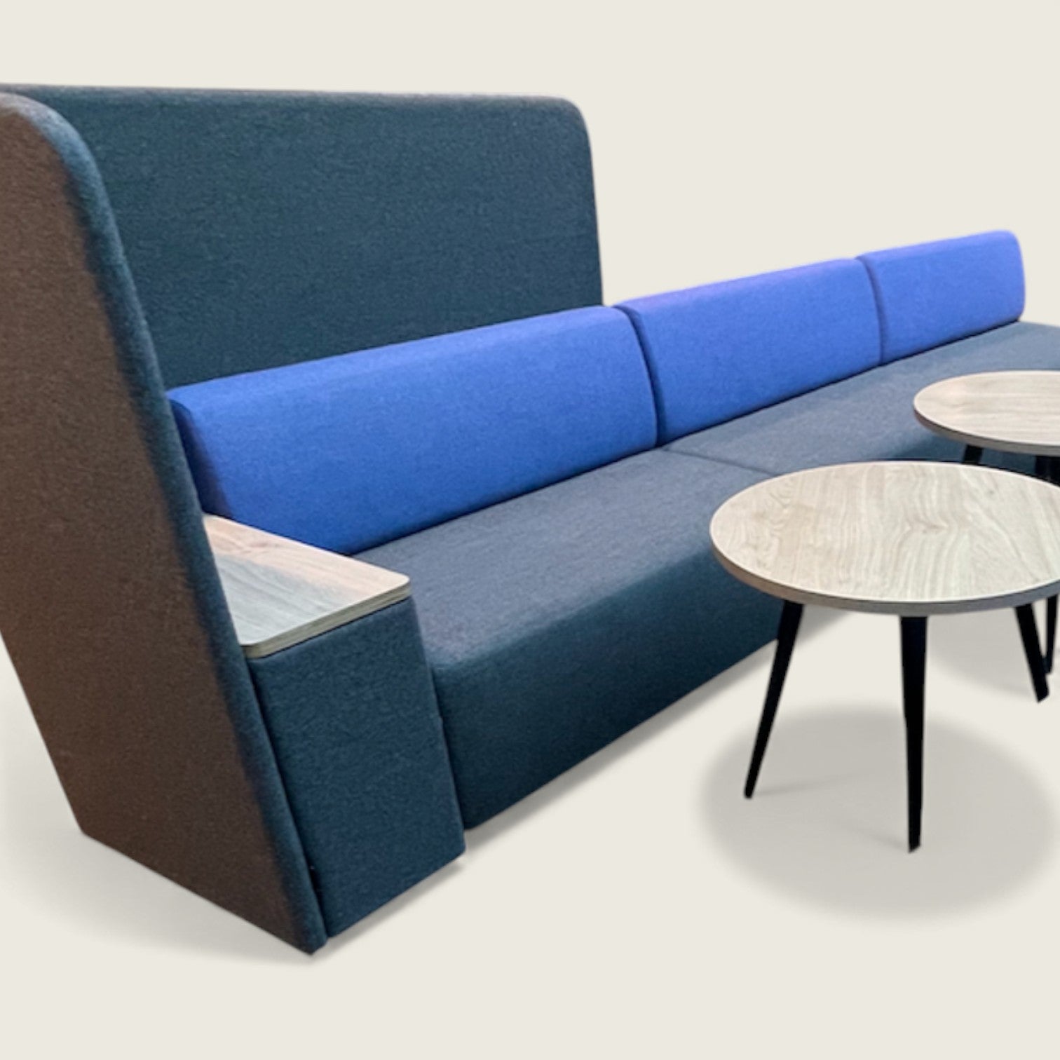 Davison: Modulaire zitcabine met hoge rugleuning - Gerenoveerd