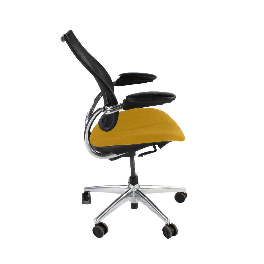 <tc>Humanscale</tc>: <tc>Liberty</tc> Bureaustoel met gele stof/aluminium frame - Gereviseerd