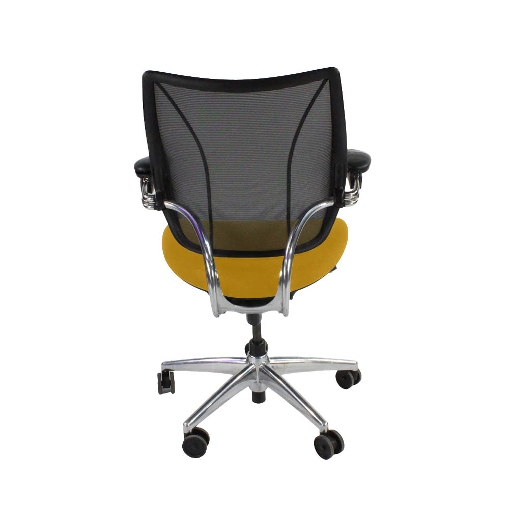 <tc>Humanscale</tc>: <tc>Liberty</tc> Bureaustoel met gele stof/aluminium frame - Gereviseerd