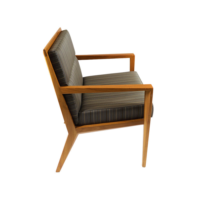 <tc>William Hands</tc>: Verdi Conferentie Fauteuil - Gerenoveerd