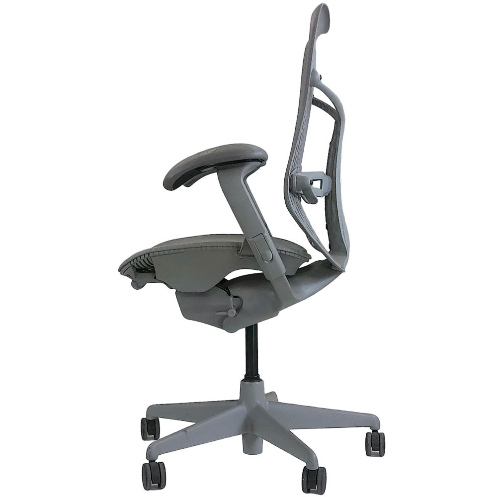 Herman Miller: Mirra Task Chair - Grey - Refurbished