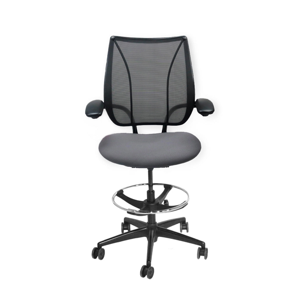 <tc>Humanscale</tc>: <tc>Liberty</tc> Tekenstoel in grijze stof - Gereviseerd