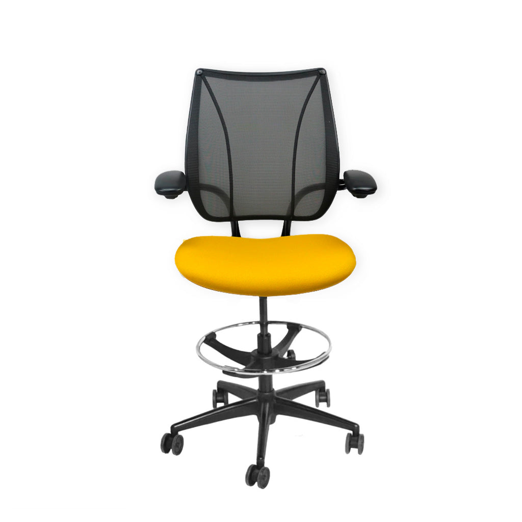 <tc>Humanscale</tc>: <tc>Liberty</tc> Tekenstoel in gele stof - Gereviseerd