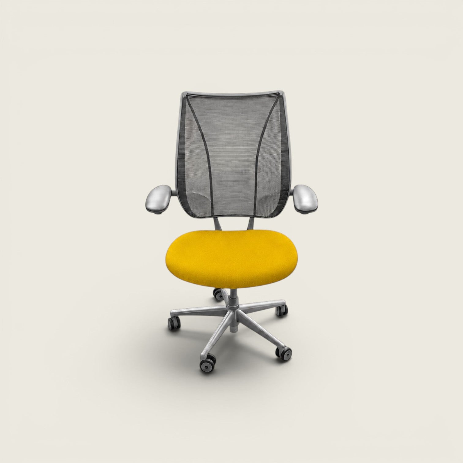 <tc>Humanscale</tc>: <tc>Liberty</tc> Bureaustoel in zwarte stof - gerenoveerd