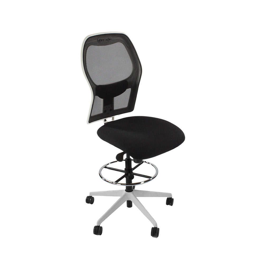 Ahrend: 160 Type Draughtsman Chair Without Arms in Black Fabric - White Base - Refurbished