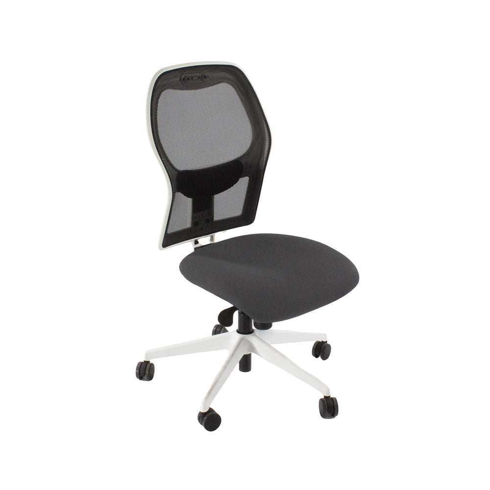 Ahrend: 160 Type Task Chair in Grey Fabric/White Frame Without Arms - Refurbished