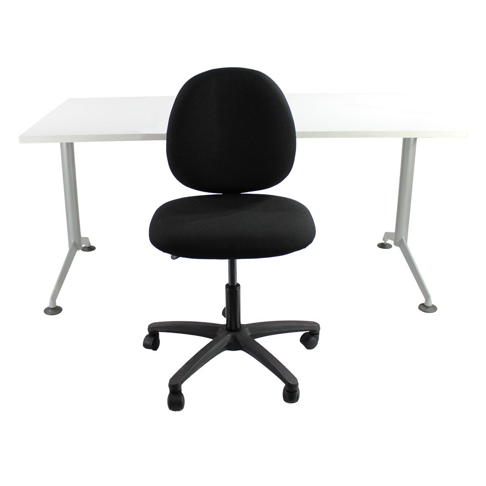 Herman Miller: Abak T Leg Single Desk & Saxen: Scoop Operator in Black Fabric without Arms - Refurbished