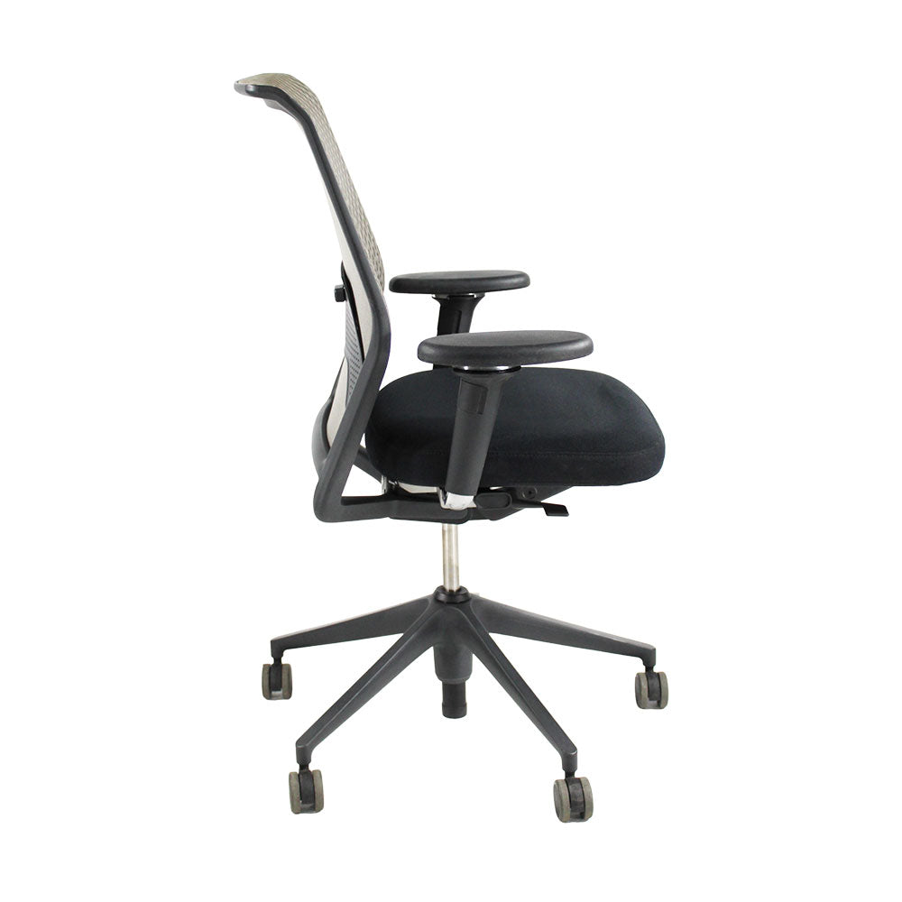 <tc>Vitra</tc>: ID Mesh Bureaustoel in Crème - Gereviseerd