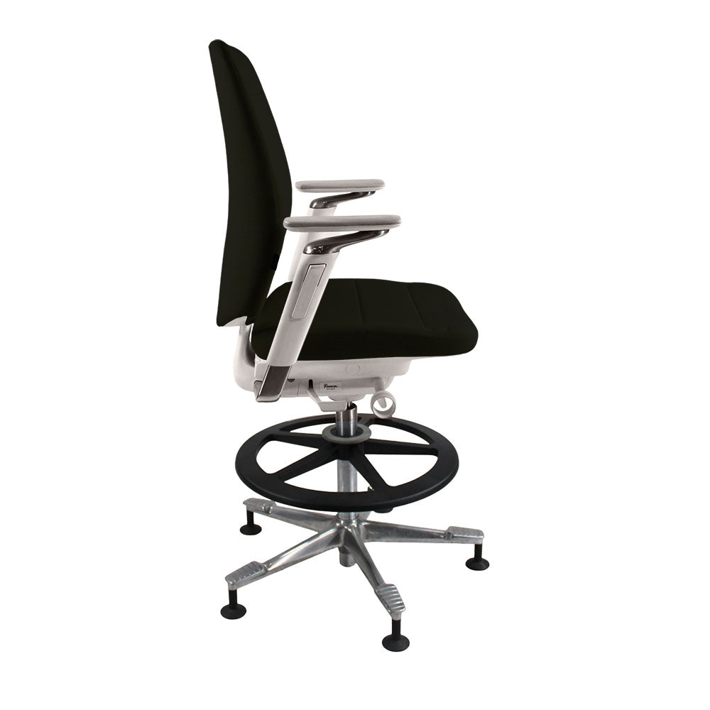 Kinnarps: Capella Draughtsman Chair in Black Fabric - Refurbished