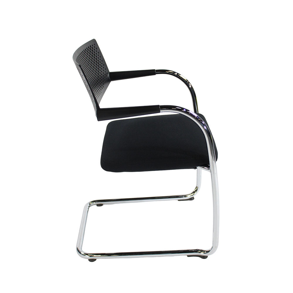 <tc>Vitra</tc>: <tc>VisaVis</tc> 2 vergaderstoelen in zwarte stof - gerenoveerd
