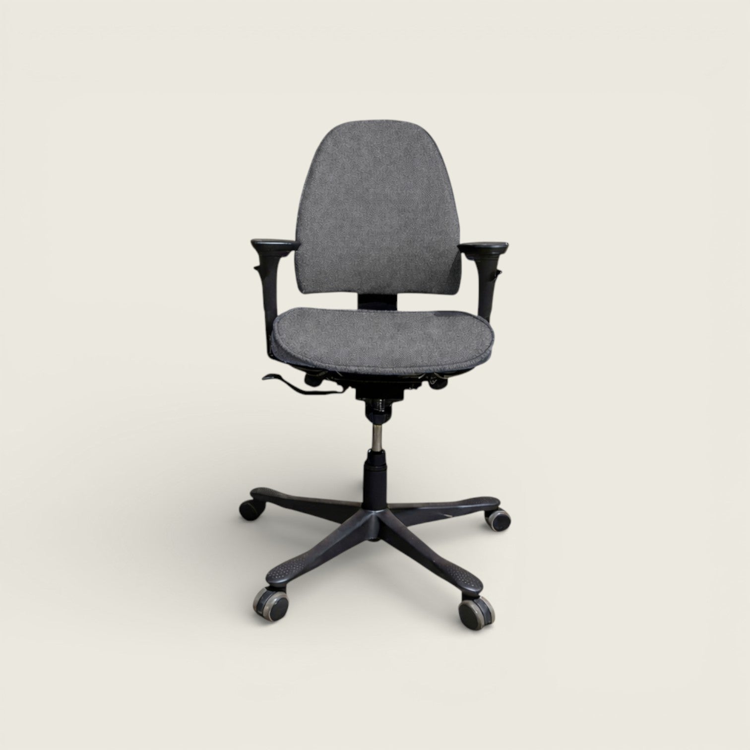 Kinnarps Grey Secretarial Chair - Refurbished