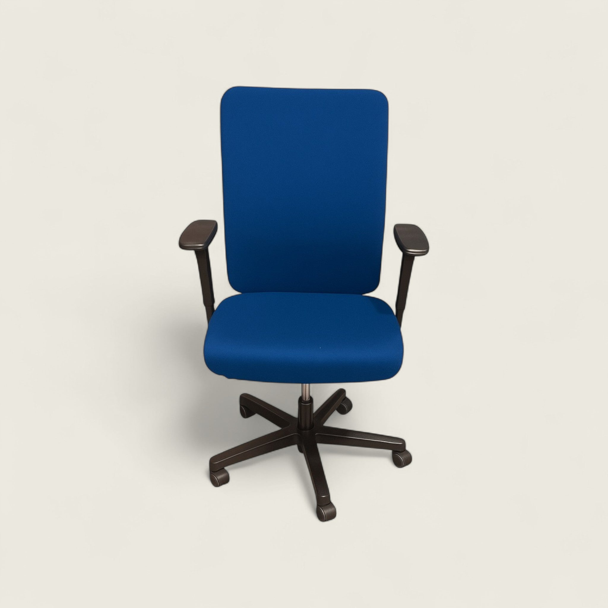 Konig + Neurath: Jet One Blue Task Chair - Refurbished