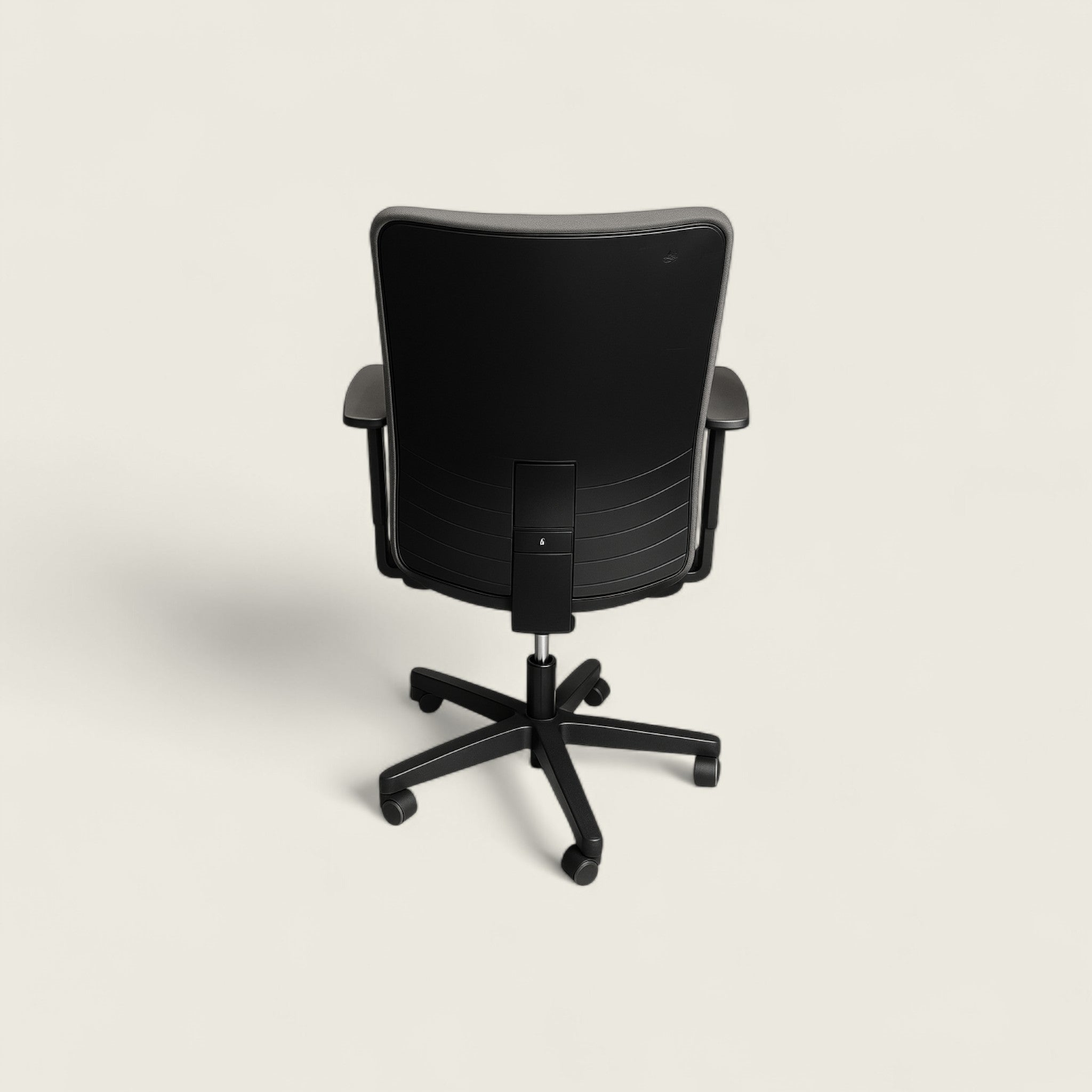 Konig + Neurath: Jet One Gray Task Chair - Refurbished
