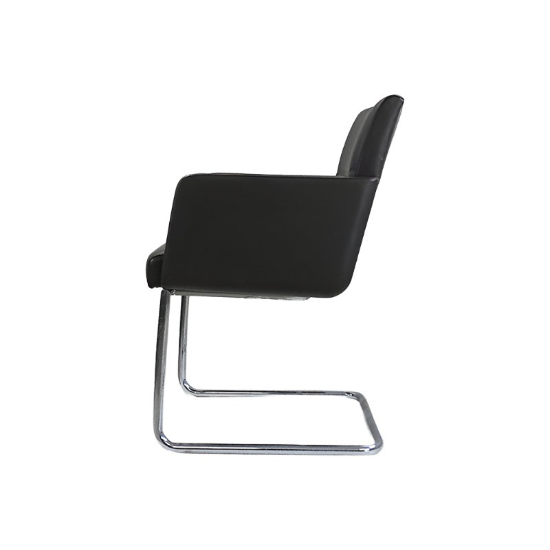 <tc>Kusch & Co</tc>: Scorpio Lounge Chair - Gereviseerd