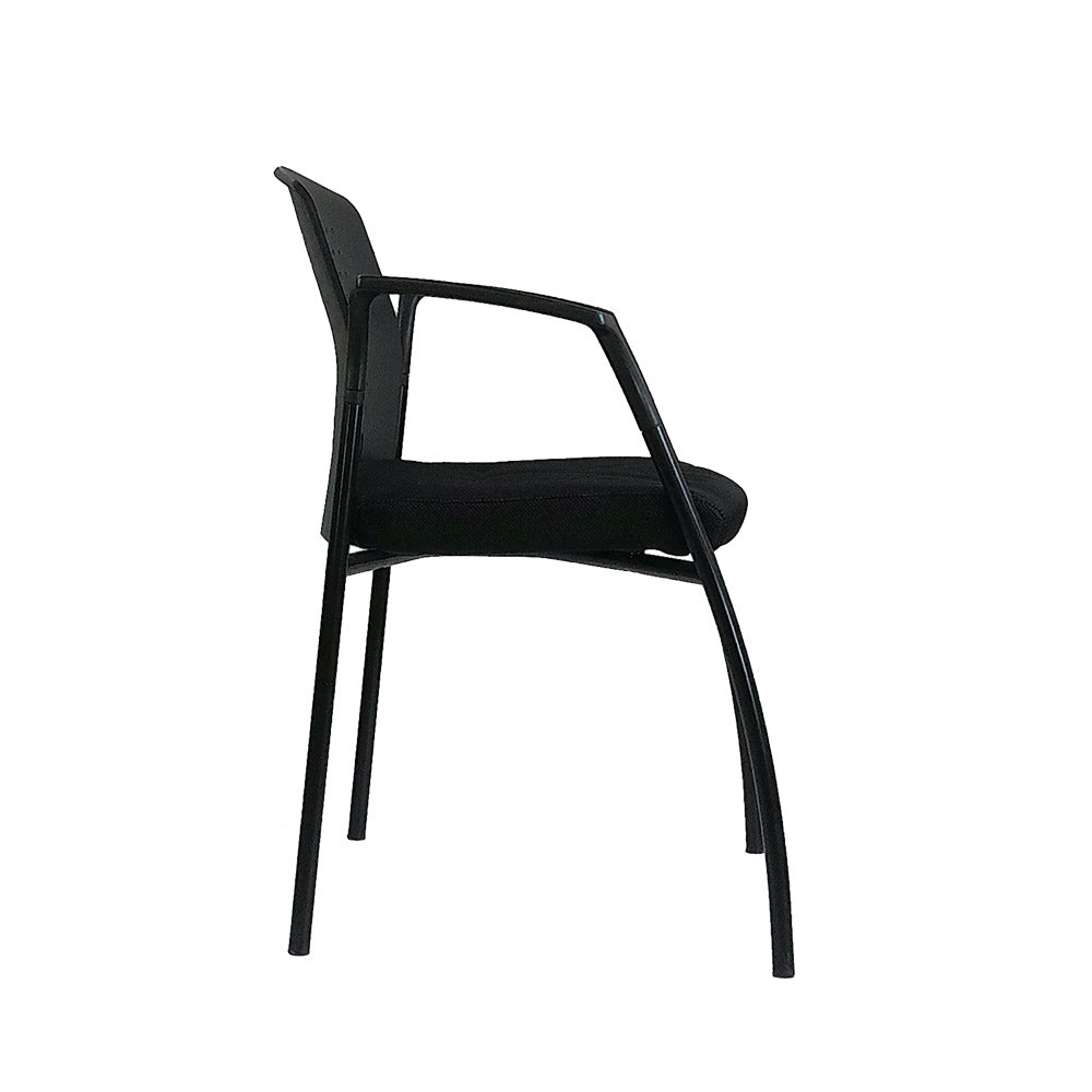 Martin Stoll: Black Meeting Chair - Gerenoveerd