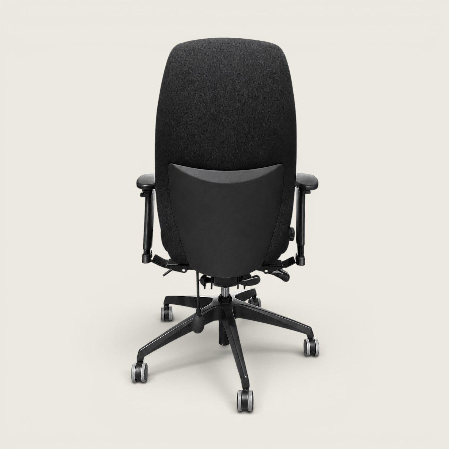 Posturite: Task Chair in Black - Refurbished - Office Chairs