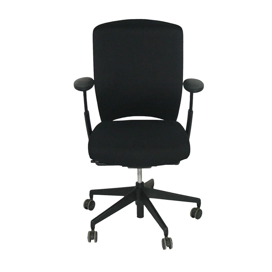 Senator: Enigma S21 Office Chair with Black Frame in Black Leather - Refurbished