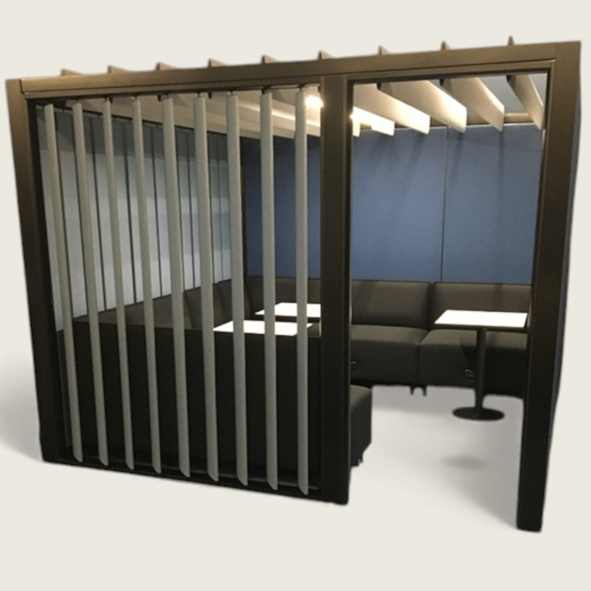 <tc>Senator</tc>Voordelen van het Cellpod Cabana Shell akoestische plafond - Gerenoveerd