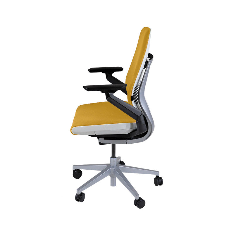 <tc>Steelcase</tc>: Gesture Ergonomische Bureaustoel - Gele Stof - Gereviseerd