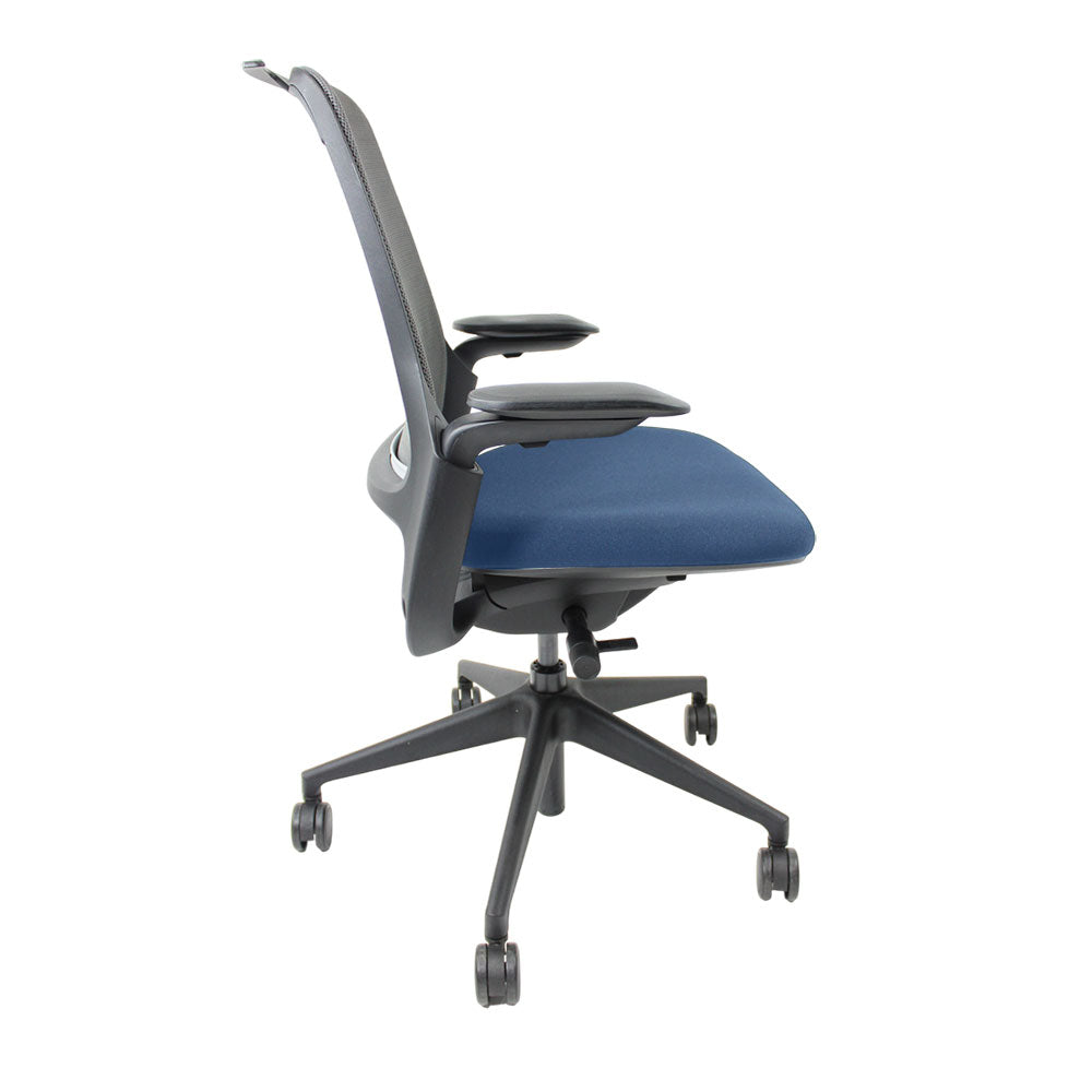 <tc>Steelcase</tc>: Serie 1 Ergonomische bureaustoel in blauwe stof - Gereviseerd