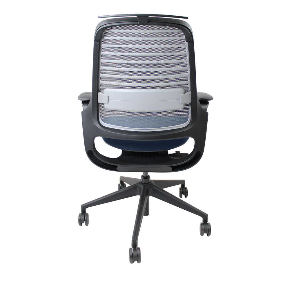 <tc>Steelcase</tc>: Serie 1 Ergonomische bureaustoel in blauwe stof - Gereviseerd