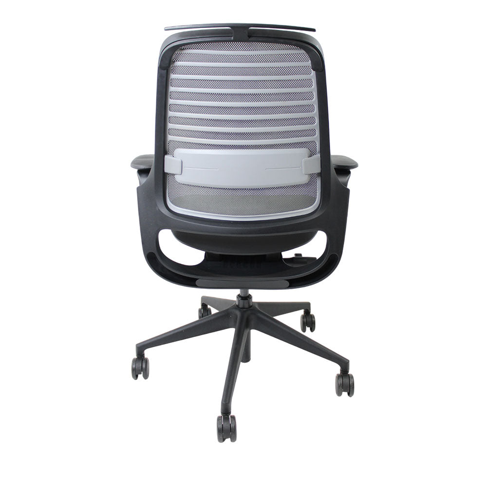 <tc>Steelcase</tc>: Serie 1 ergonomische bureaustoel in grijze stof - gereviseerd