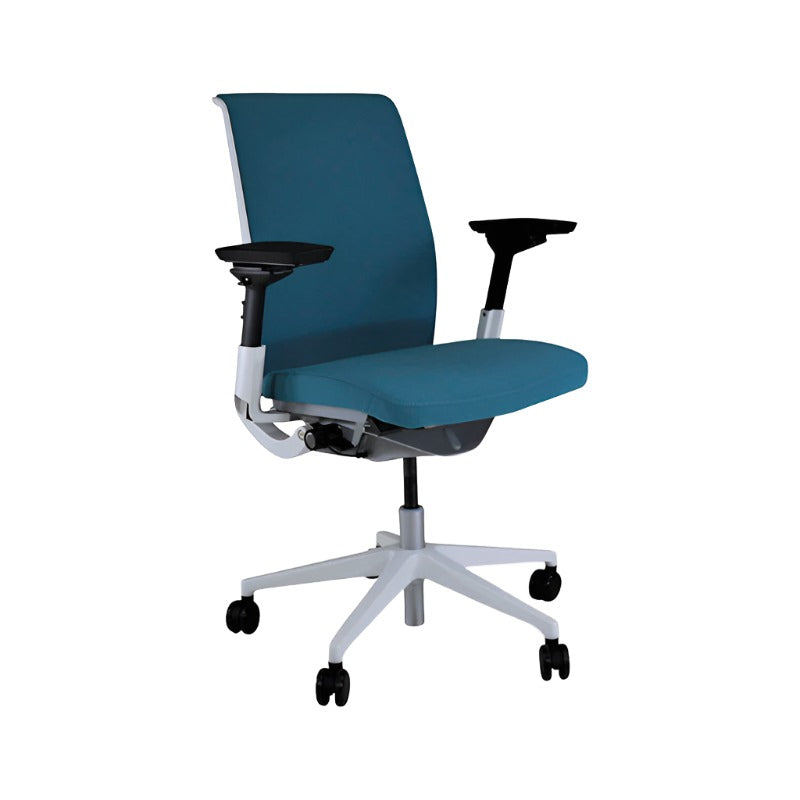 Steelcase: Think V2 Office Chair - Refurbished