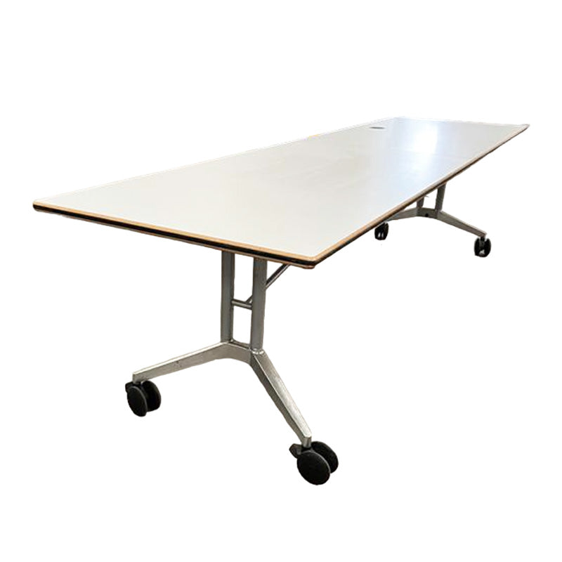 Wilkhahn: Confair Folding Meeting Table - Gerenoveerd