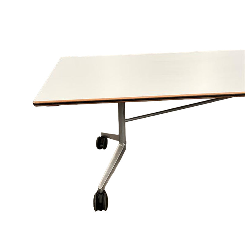 Wilkhahn: Confair Folding Meeting Table - Gerenoveerd