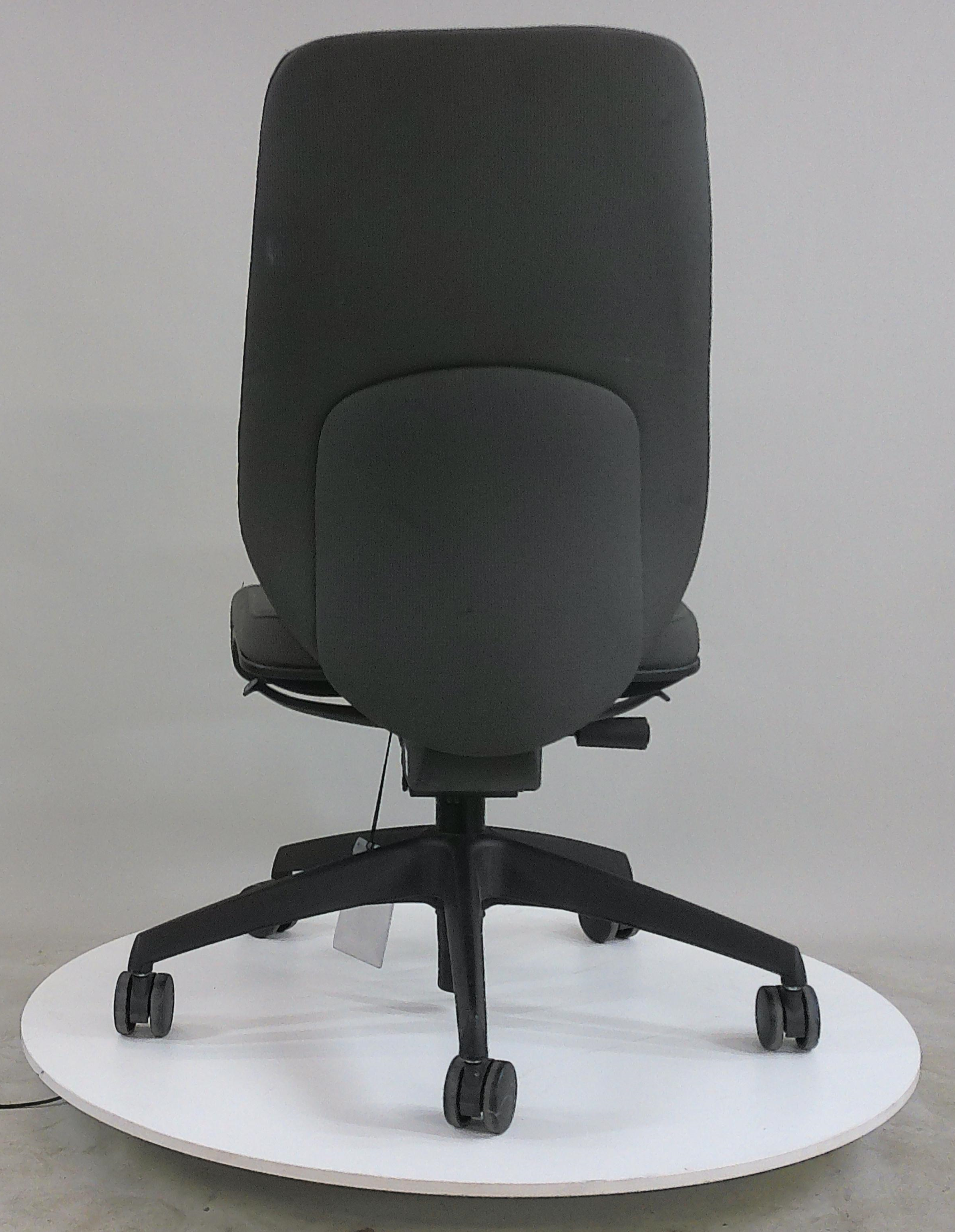 <tc>Boss Design</tc>: Key Task Chair - Gereviseerd