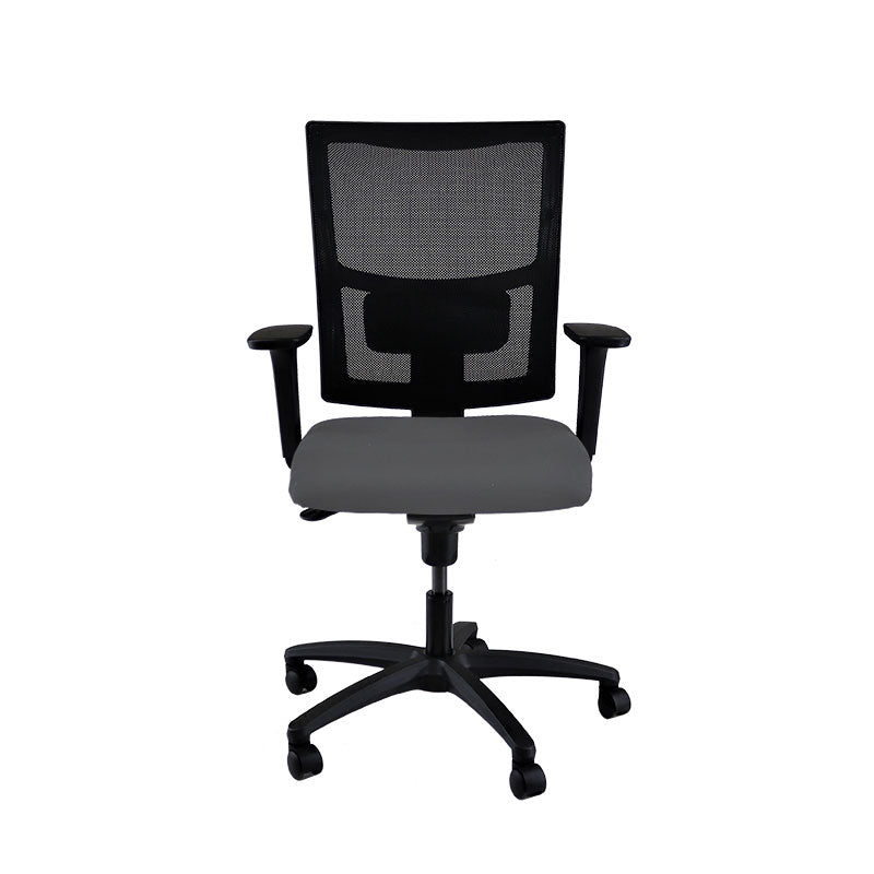 Saxen: Ergo Task Chair in Grey Fabric - Refurbished