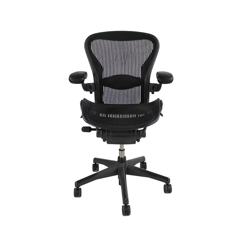 Herman Miller: Aeron - Size B - Full House (Graphite) - Refurbished