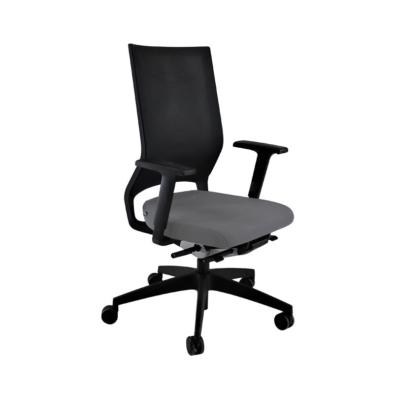 Sedus: Quarterback Office Chair with Black Frame in Grey Fabric - Refurbished