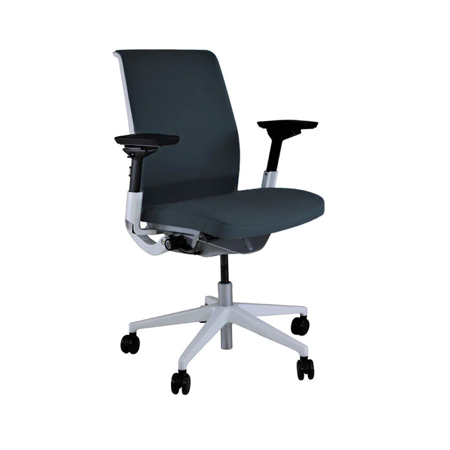 <tc>Steelcase</tc>: <tc>Think V2</tc> Bureaustoel - Gereviseerd