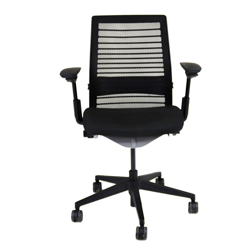 <tc>Steelcase</tc>: <tc>Think V2</tc> Bureaustoel met mesh-rug - Gereviseerd
