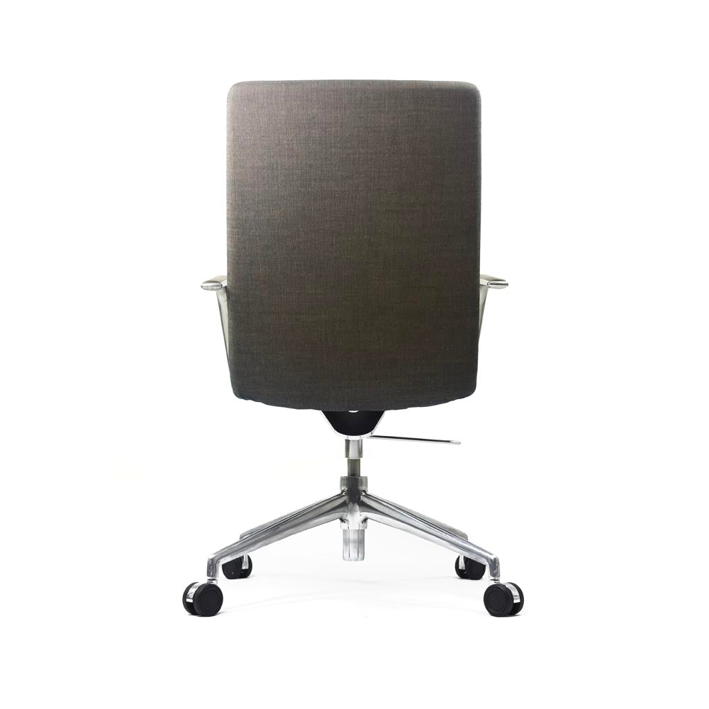 Brunner: Finasoft Medium Back Meeting Chair in Grey Leather - Refurbished