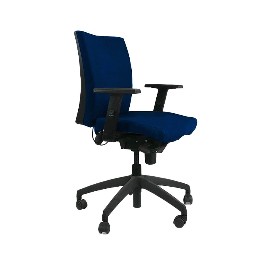 Connection: Team Task Chair in blauwe stof - Gerenoveerd