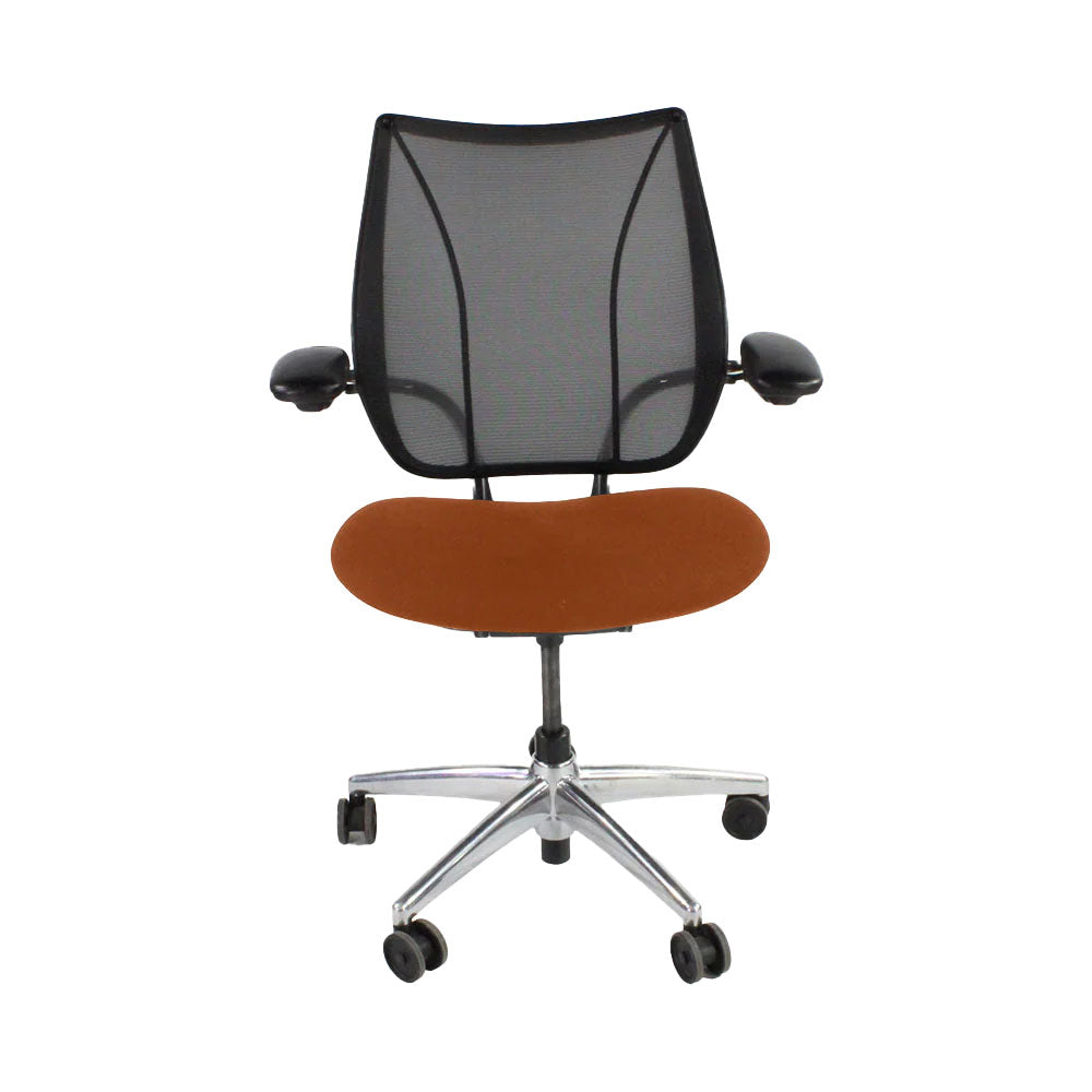 Humanscale: Liberty-bureaustoel in bruin leer/aluminium frame - gerenoveerd