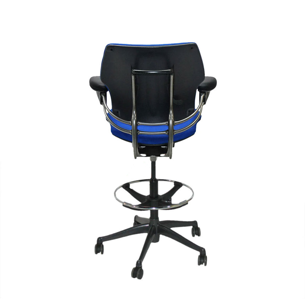 Humanscale: Freedom Draftsman-stoel in blauwe stof - gerenoveerd