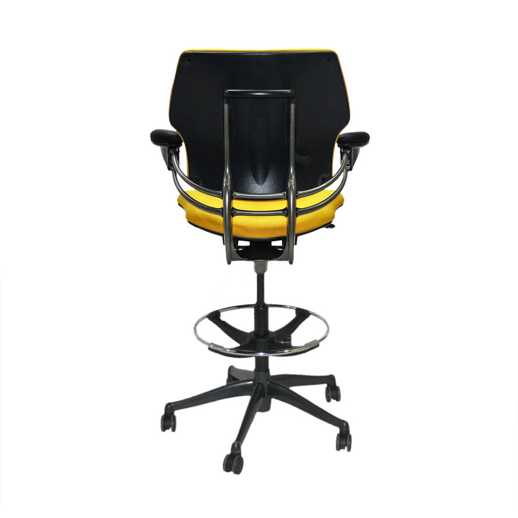 Humanscale: Freedom Draftsman Chair in gele stof - Gerenoveerd