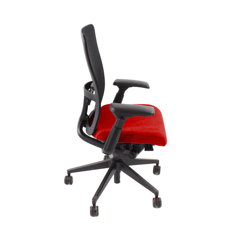 Haworth: Zody Comforto 89 Task Chair in Red Fabric/Black Frame - Refurbished