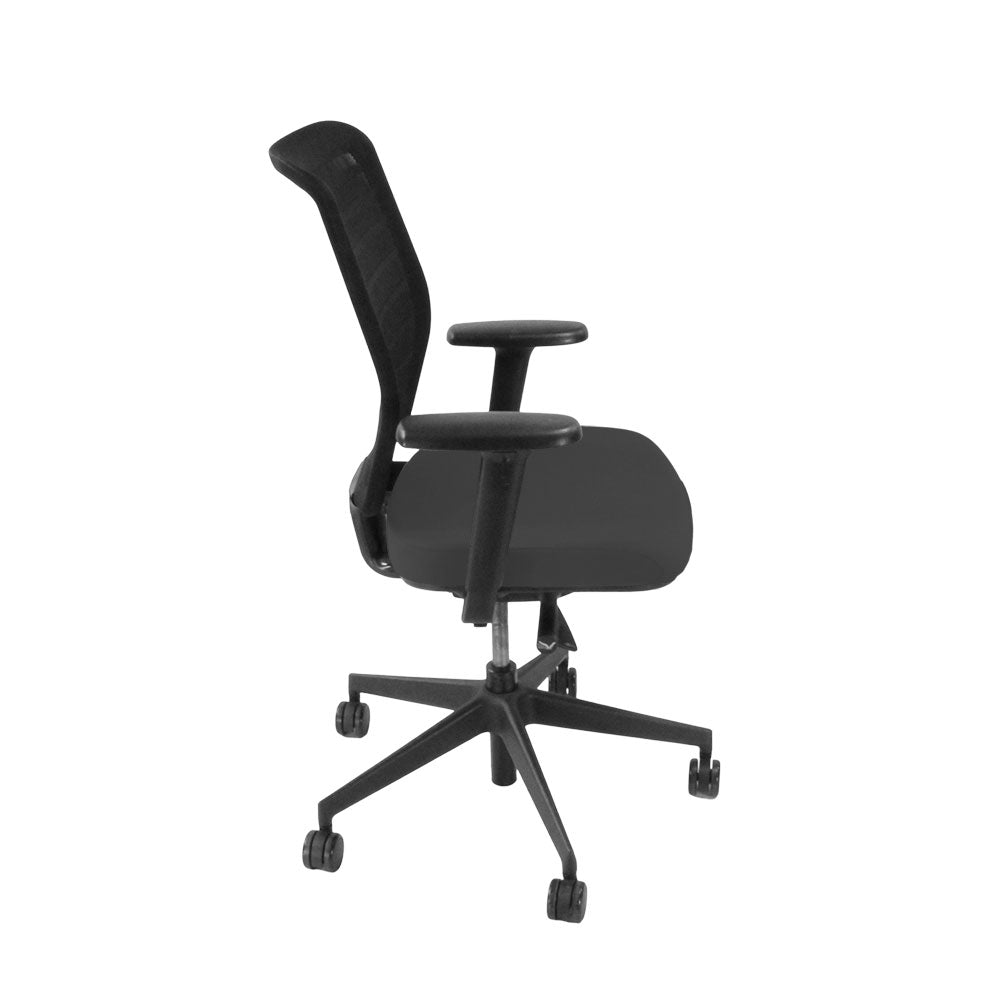 Senator: Fuse Operator Chair in Grey Fabric - Refurbished