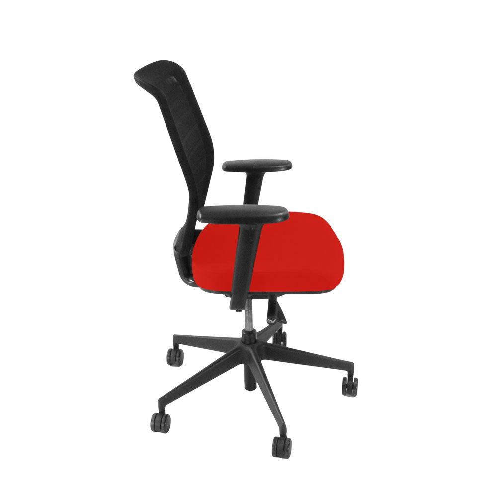 Senator: Fuse Operator Chair in Red Fabric - Refurbished