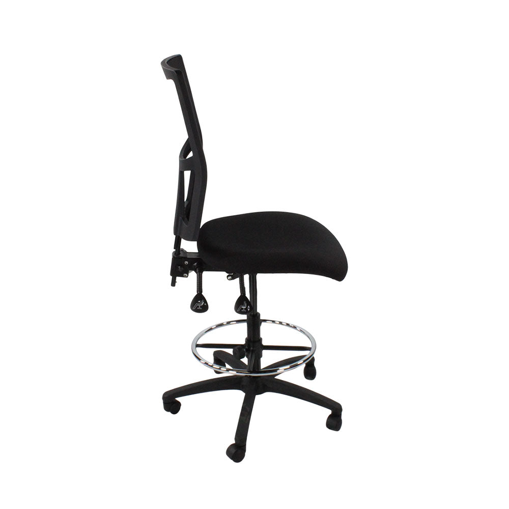 TOC: Ergo 2 tekenstoel zonder armleuningen in zwarte stof - gerenoveerd