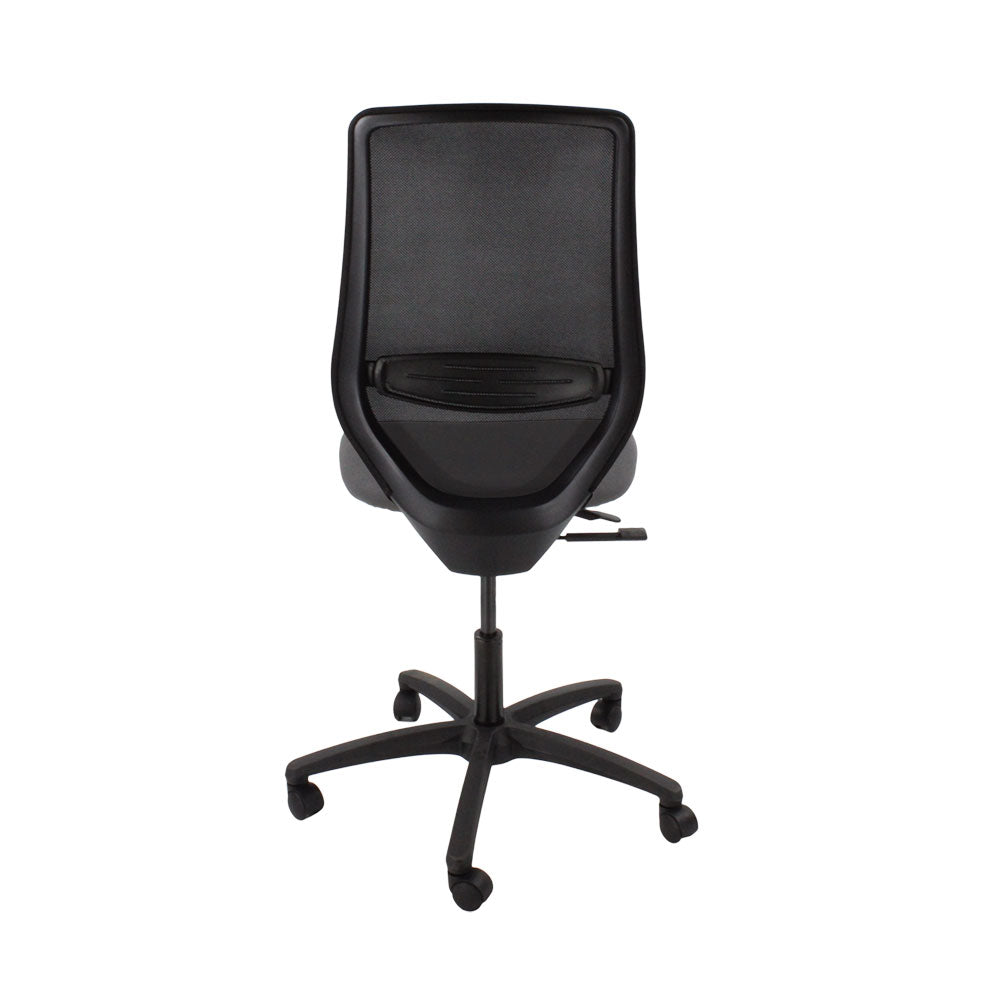 The Office Crowd: Scudo Task Chair with Grey Fabric Seat Without Arms - Refurbished