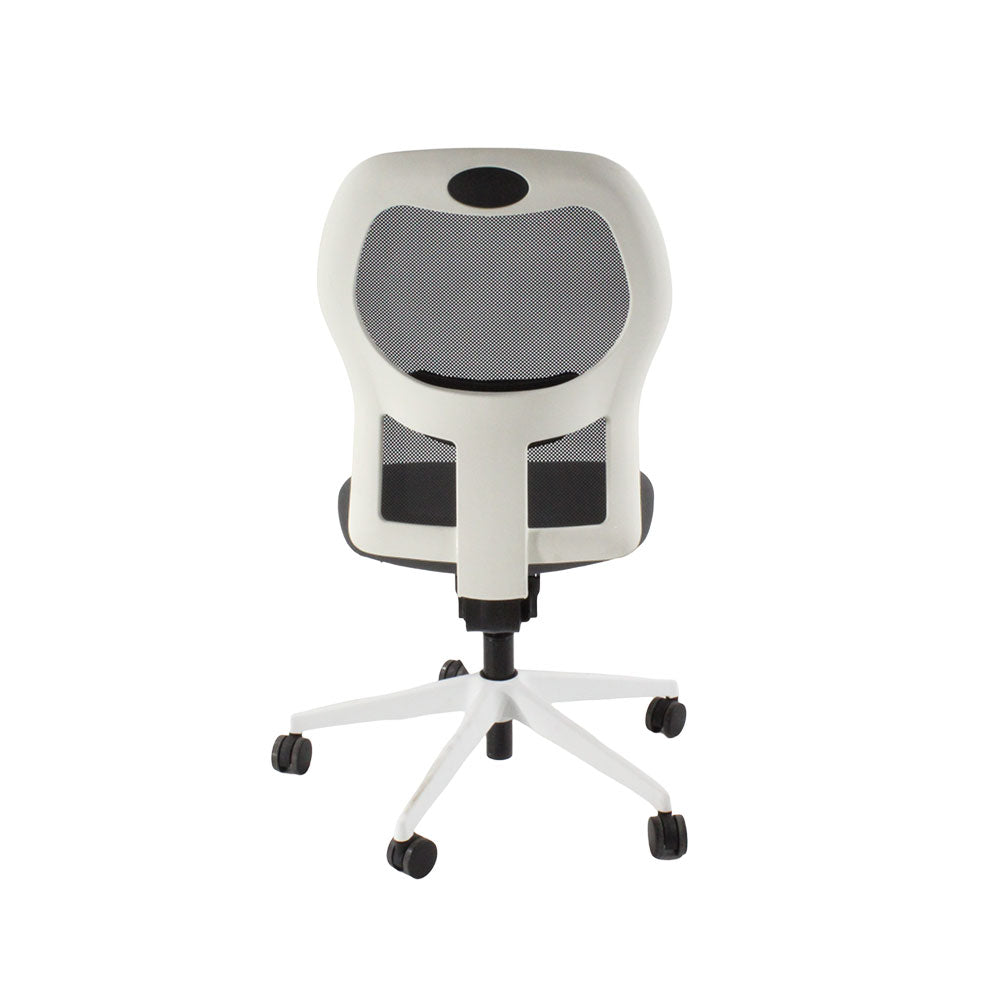Ahrend: Bureaustoel type 160 in grijze stof/wit frame zonder armleuningen - Gerenoveerd