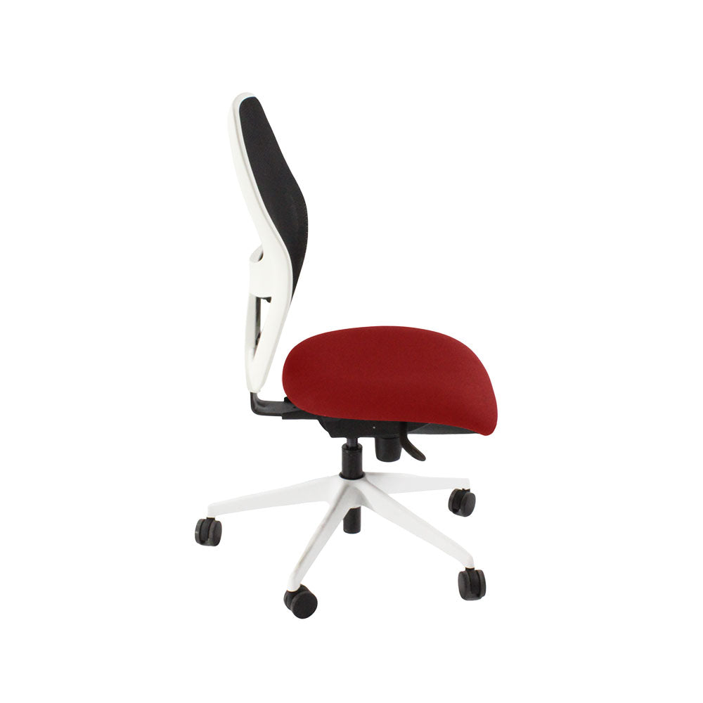 Ahrend: Bureaustoel type 160 in rode stof/wit frame zonder armleuningen - Gerenoveerd