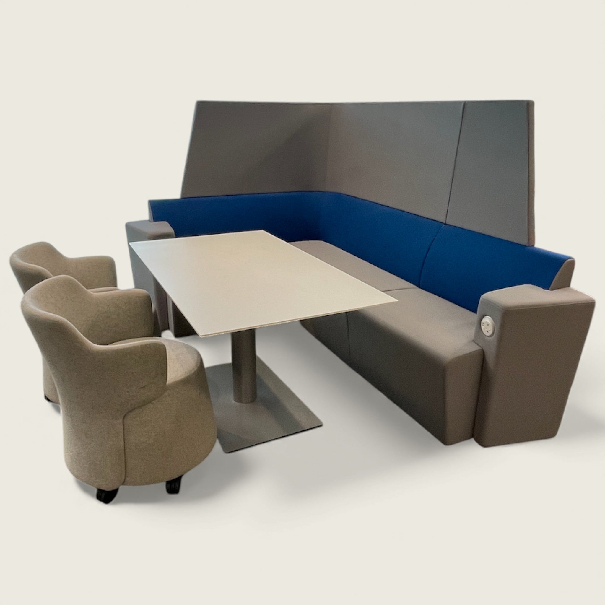 Orangebox: High-Back Booth - Refurbished