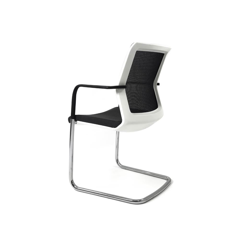 Orangebox: Workday Meeting Chair in Black Fabric - Gerenoveerd